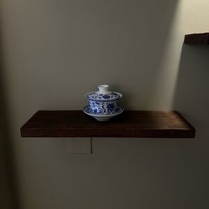 Elegant Blue and White Porcelain Decorative Bowl